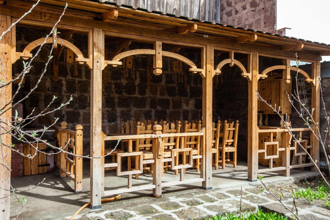 ARmoon Hotel Gjoemri Buitenkant foto